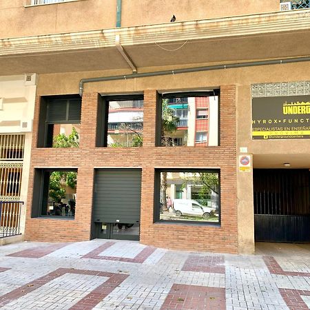 Ana'S Apartment Parking Gratuito Malaga Bagian luar foto