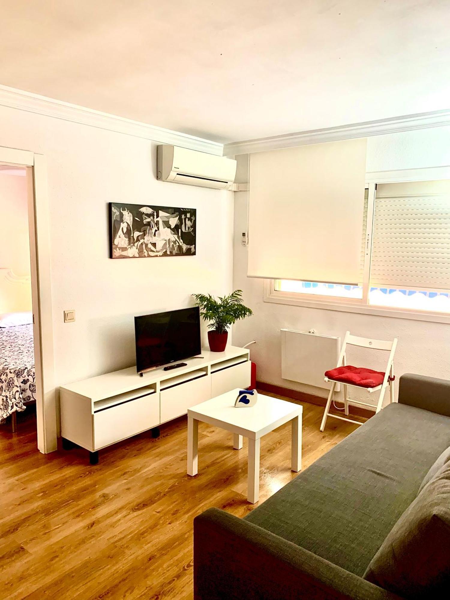 Ana'S Apartment Parking Gratuito Malaga Bagian luar foto