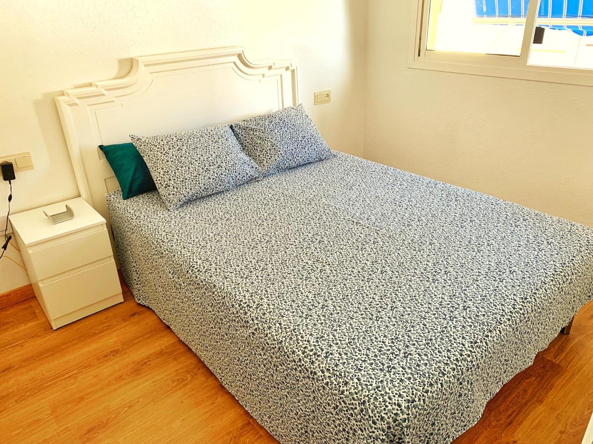 Ana'S Apartment Parking Gratuito Malaga Bagian luar foto